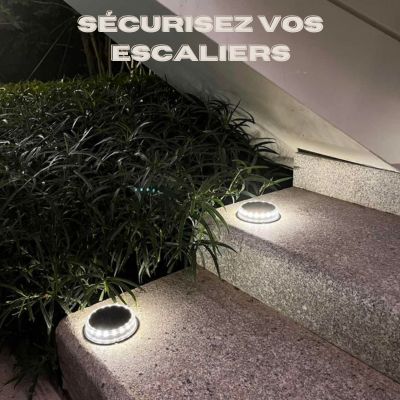 spot-solaire-escalier